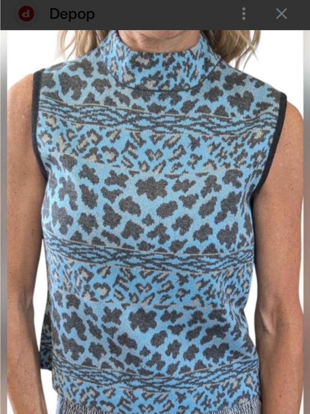 St. John Blue and Gray Leopard Knit Shell